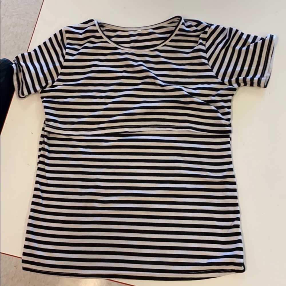 Large striped nursing T-shirt